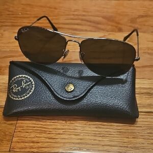 Ray-Ban Dark Lens Aviator Sunglasses